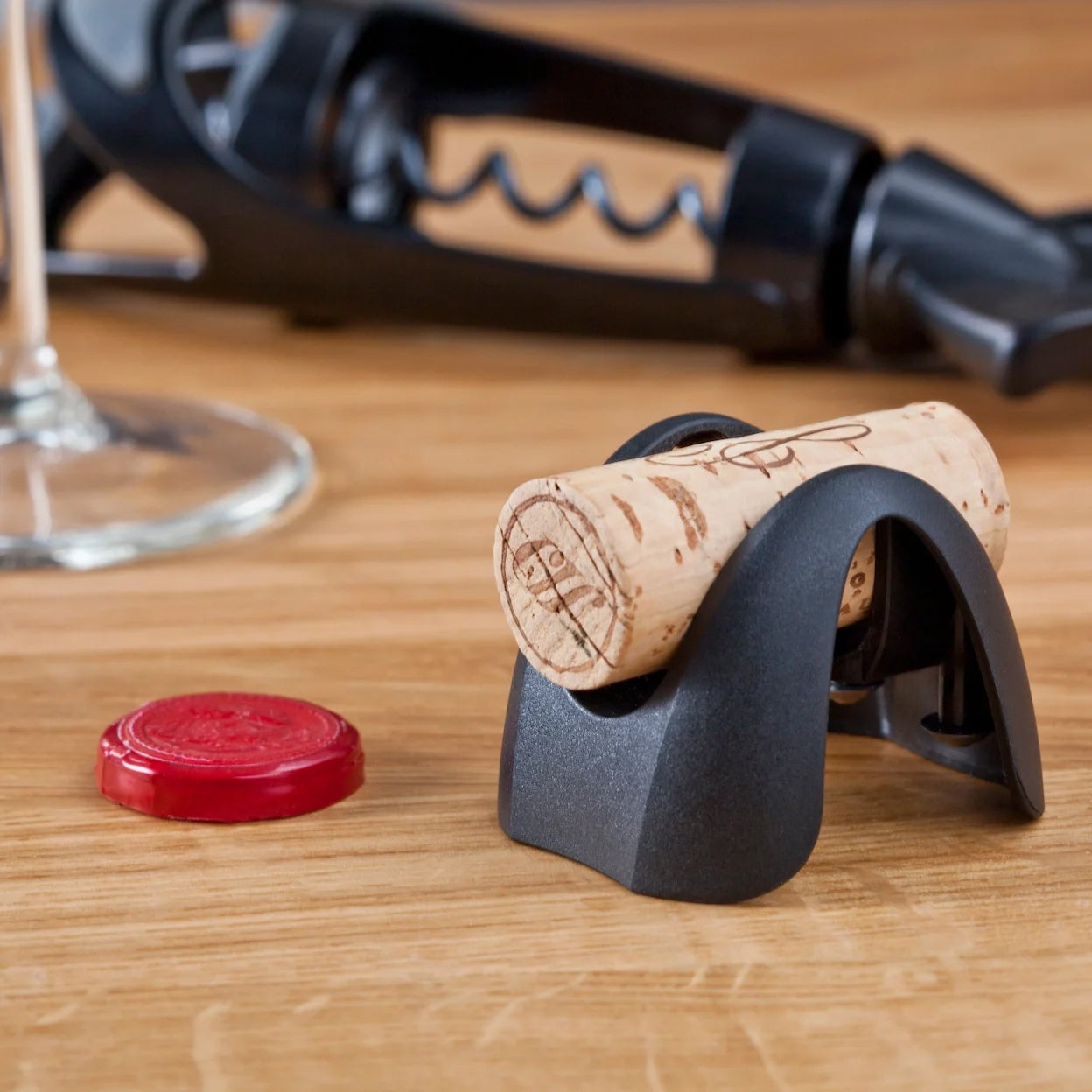 Vacu Vin, Foil Cutter